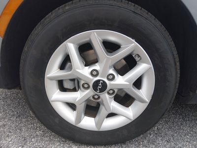 2024 Kia Soul — photo 10 view