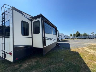2022 Keystone RV Montana High Country - Photo 5