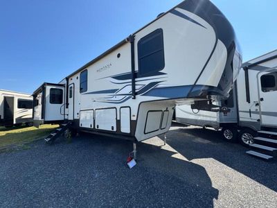 2022 Keystone RV Montana High Country - Photo 1