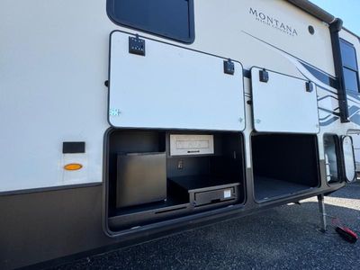 2022 Keystone RV Montana High Country - Photo 12