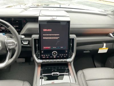 2026 GMC Yukon — photo 13 view