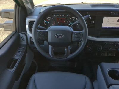 2026 Ford F-350SD — photo 18 view