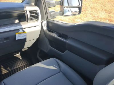 2026 Ford F-350SD — photo 19 view