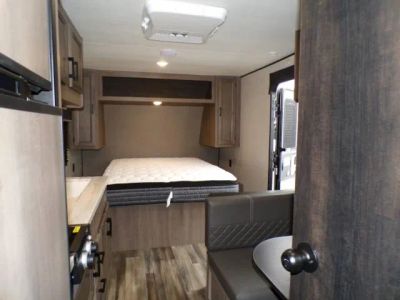2023 Starcraft RV Autumn Ridge - Photo 9