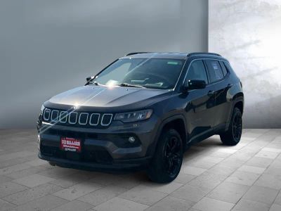 2022 Jeep Compass — front three-quarter view