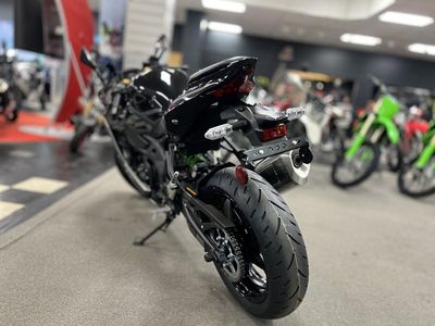 2026 Kawasaki Ninja ZX-4RR ABS - Photo 4