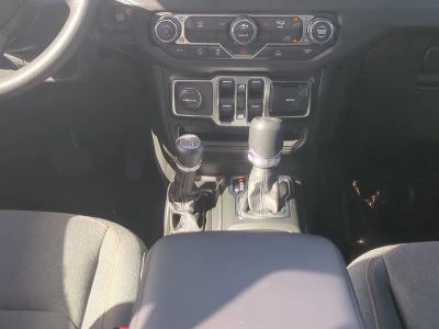 2026 Jeep Wrangler — photo 20 view