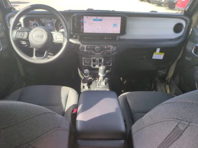2026 Jeep Wrangler — photo 16 view
