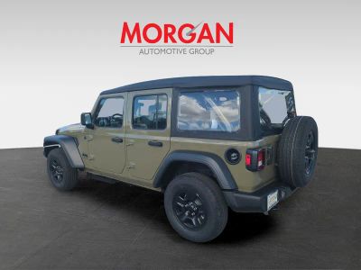 2026 Jeep Wrangler — photo 8 view