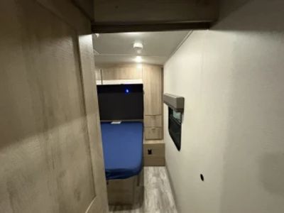 2021 Grand Design Imagine - Photo 23