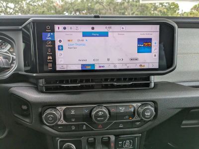 2026 Jeep Wrangler — photo 14 view