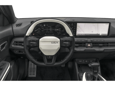 2025 Kia K4 — interior view