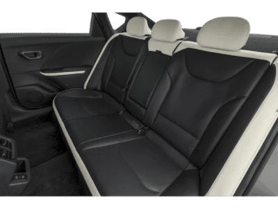 2025 Kia K4 — photo 10 view