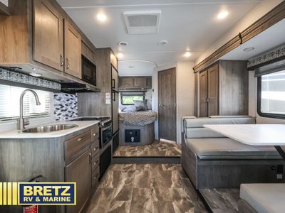 2024 Gulf Stream RV Conquest Class C - Photo 12