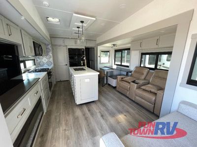 2025 Brinkley Model Z - Photo 7