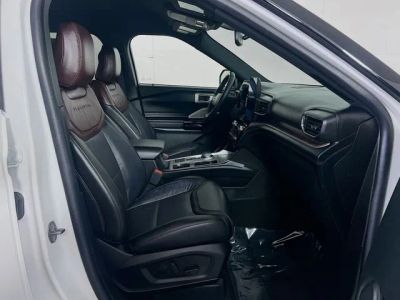 2023 Ford Explorer — photo 30 view