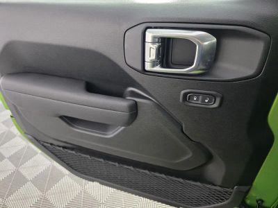 2026 Jeep Wrangler — photo 24 view