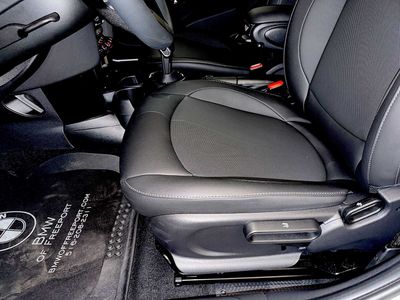 2023 MINI Hardtop 4 Door - Photo 10
