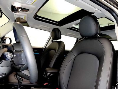 2023 MINI Hardtop 4 Door - Photo 19