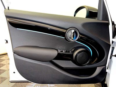 2023 MINI Hardtop 4 Door - Photo 11