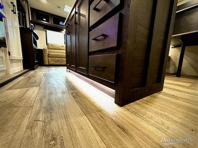 2026 Venture RV SportTrek - Photo 17