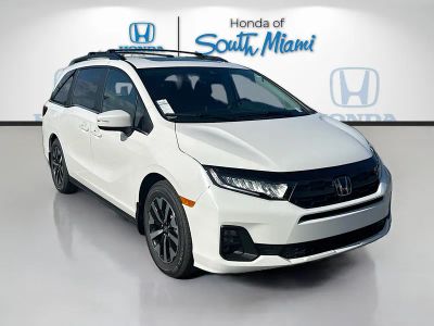 2026 Honda Odyssey EX-L in Platinum White Pearl — front three-quarter view