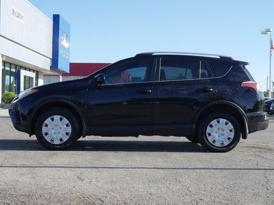2018 Toyota RAV4 - Photo 6