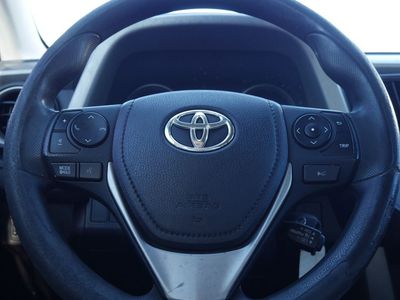 2018 Toyota RAV4 - Photo 10