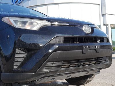 2018 Toyota RAV4 - Photo 3