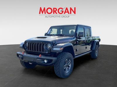 2026 Jeep Gladiator - Photo 2