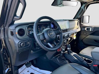 2026 Jeep Gladiator - Photo 9