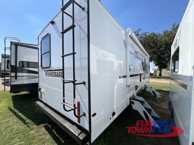 2026 Winnebago Thrive - Photo 3
