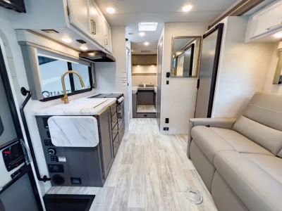 2025 Thor Motor Coach CHATEAU - Photo 5