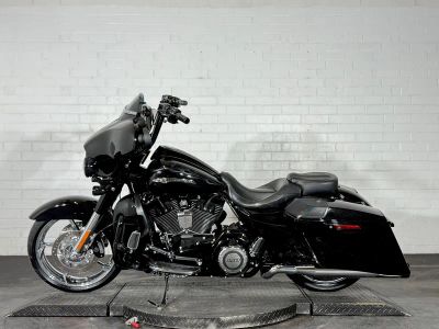 2015 Harley-Davidson CVO Street Glide - Photo 5