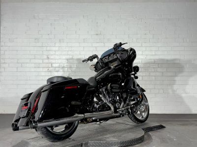 2015 Harley-Davidson CVO Street Glide - Photo 2