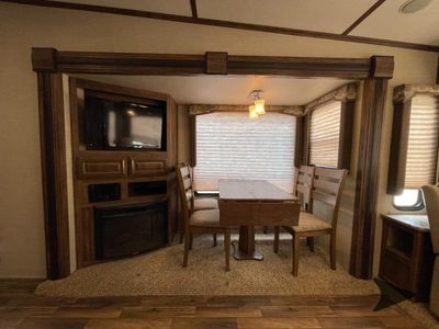 2017 Keystone RV Cougar - Photo 18