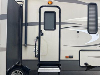 2017 Keystone RV Cougar - Photo 16