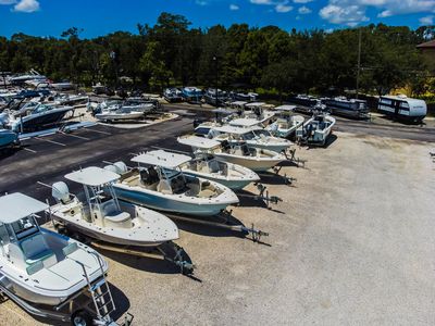 2000 Sea Ray 290 AMBERJACK — rear three-quarter view