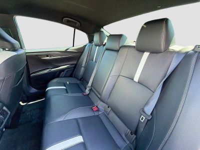 2025 Toyota Camry — photo 19 view