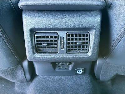 2025 Toyota Camry — photo 18 view