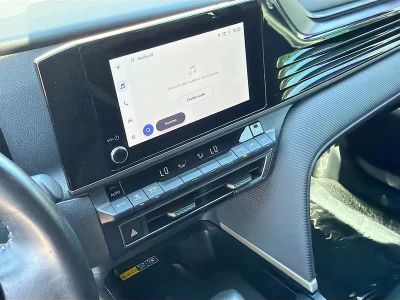 2025 Toyota Camry — photo 25 view
