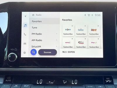 2025 Toyota Camry — photo 28 view