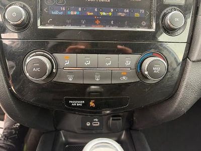 2018 Nissan Rogue - Photo 8