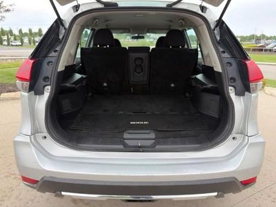 2018 Nissan Rogue - Photo 37