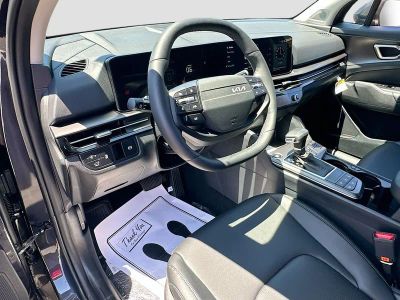 2026 Kia Sportage — photo 9 view