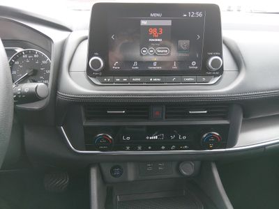 2024 Nissan Rogue — photo 19 view