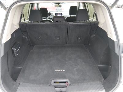2024 Nissan Rogue — photo 11 view