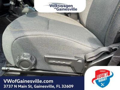 2025 Jeep Wrangler — photo 19 view
