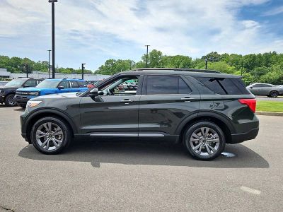 2022 Ford Explorer — interior view