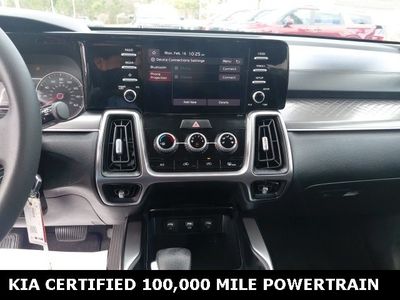 2023 Kia Sorento - Photo 11